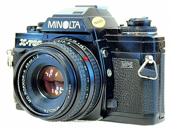 Minolta X700